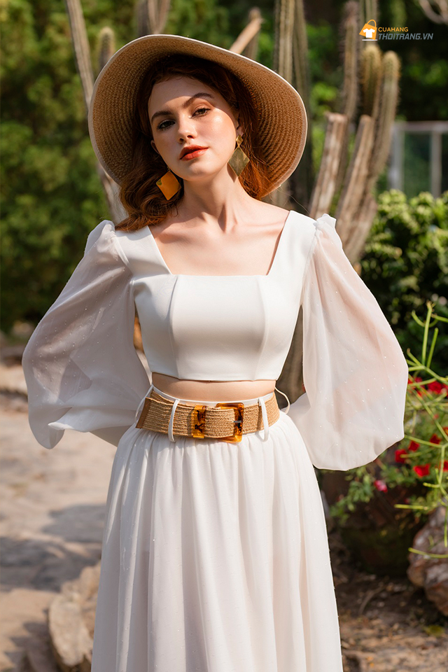 Áo tay bồng dáng croptop màu trắng tiểu thư
