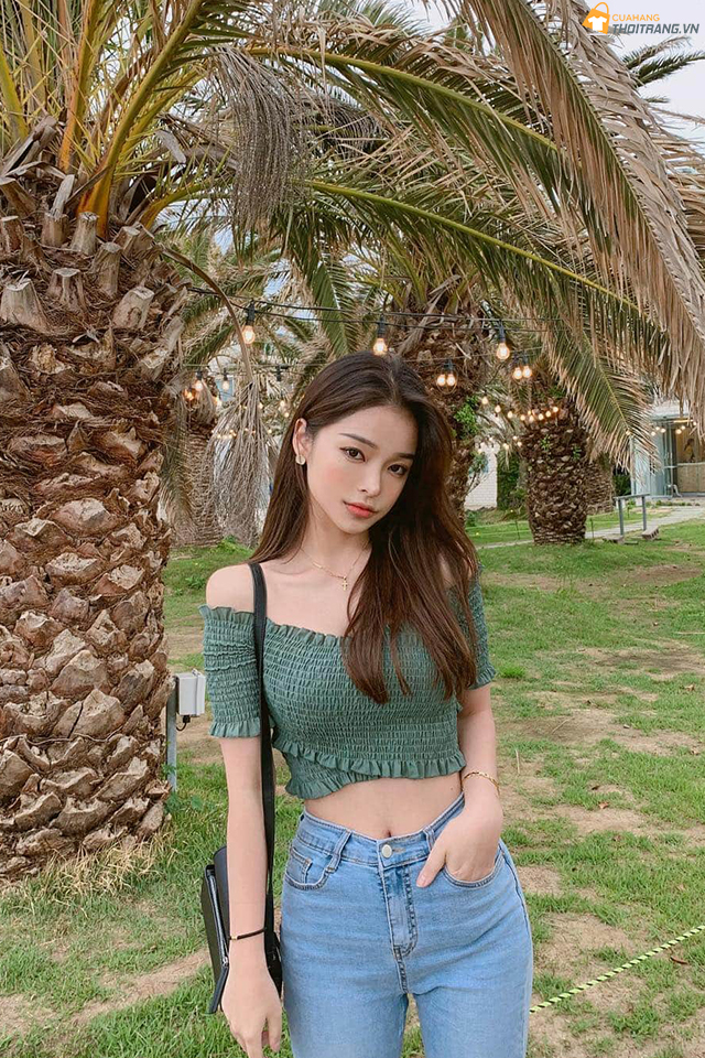Áo trễ vai chun thân cô đáp chéo điệu đà