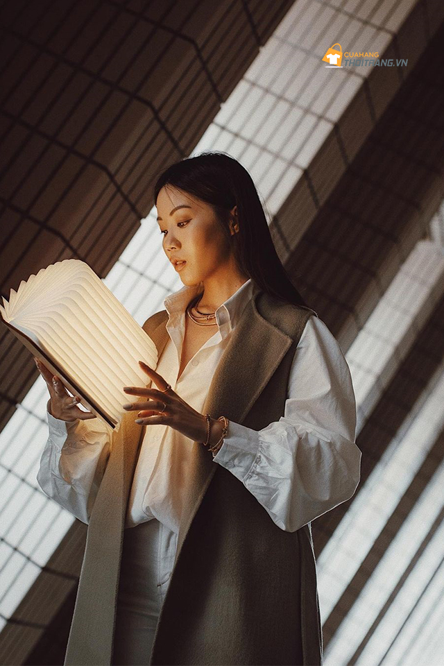 Áo sơ mi tay phồng phong cách Châu âu