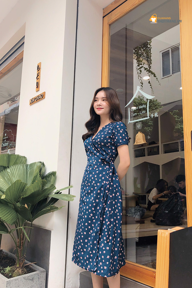 Đầm quấn hoạ tiết hoa nhí